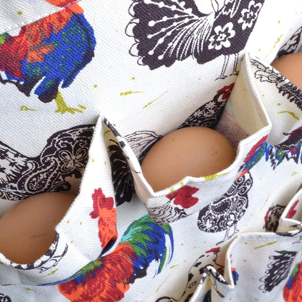Egg Collecting Apron With Deep Pockets
