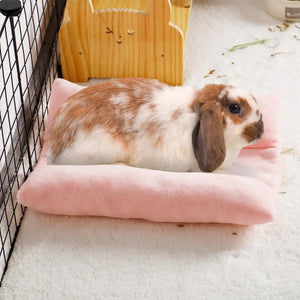 Soft Plush Sleeping Mat for Small Animals – Washable Flannel Bed