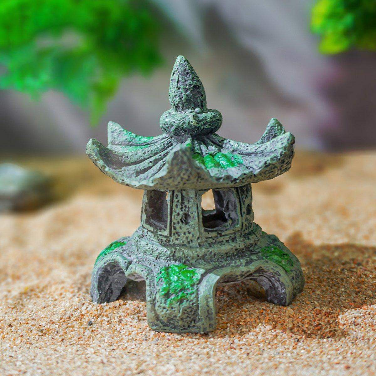 Antique Style Resin Lighthouse for Aquariums