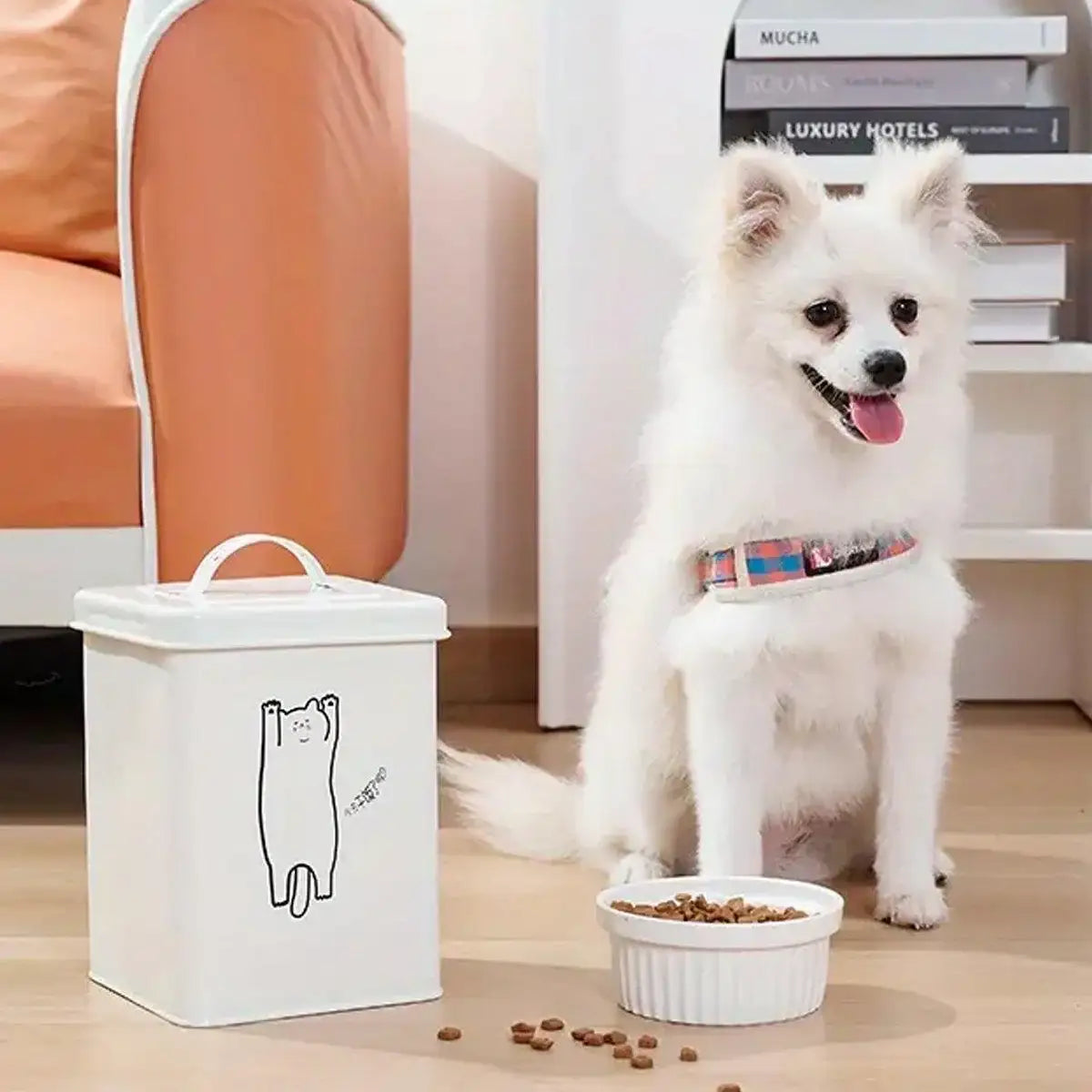 Pet Food Storage Container with Measuring Scoop 6L