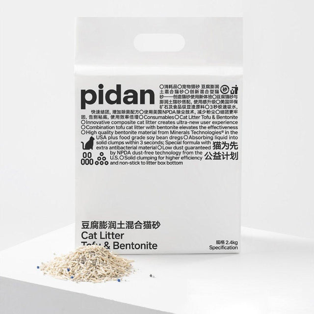 Mixed bentonite and tofu cat litter for odor control, superior absorption, and eco-friendly disposal.