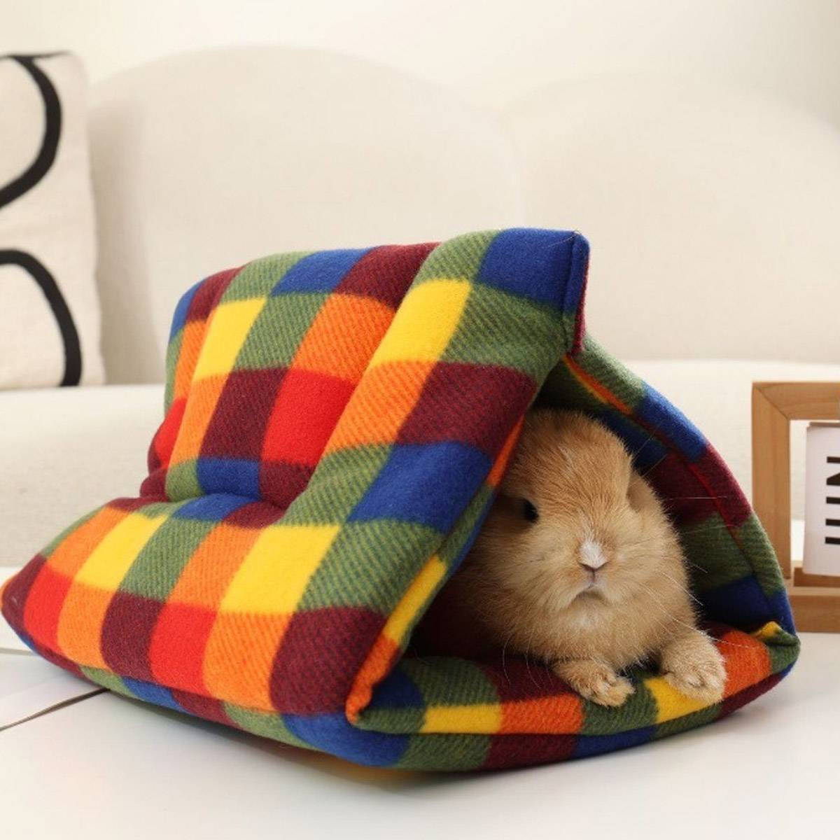 Small Pet Hiding Nest – Fleece Triangle Tent for Rabbits & Guinea Pigs