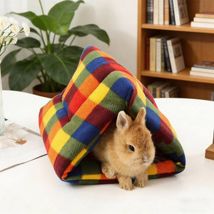 Small Pet Hiding Nest – Fleece Triangle Tent for Rabbits & Guinea Pigs